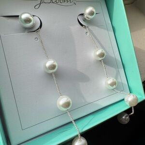 Chic Silver Pearl Dangle Earrings